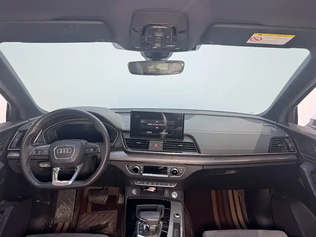 Audi Q5L Sportback — фото 9
