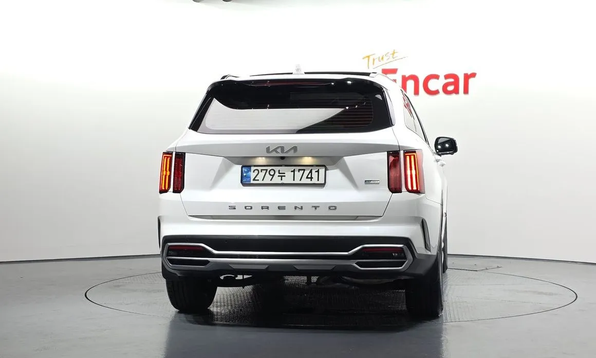 Kia Sorento — фото 6