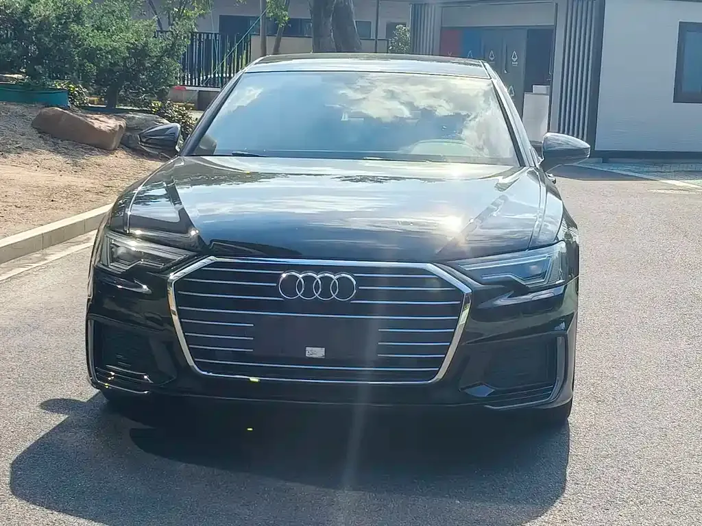 Audi A6L — фото 8