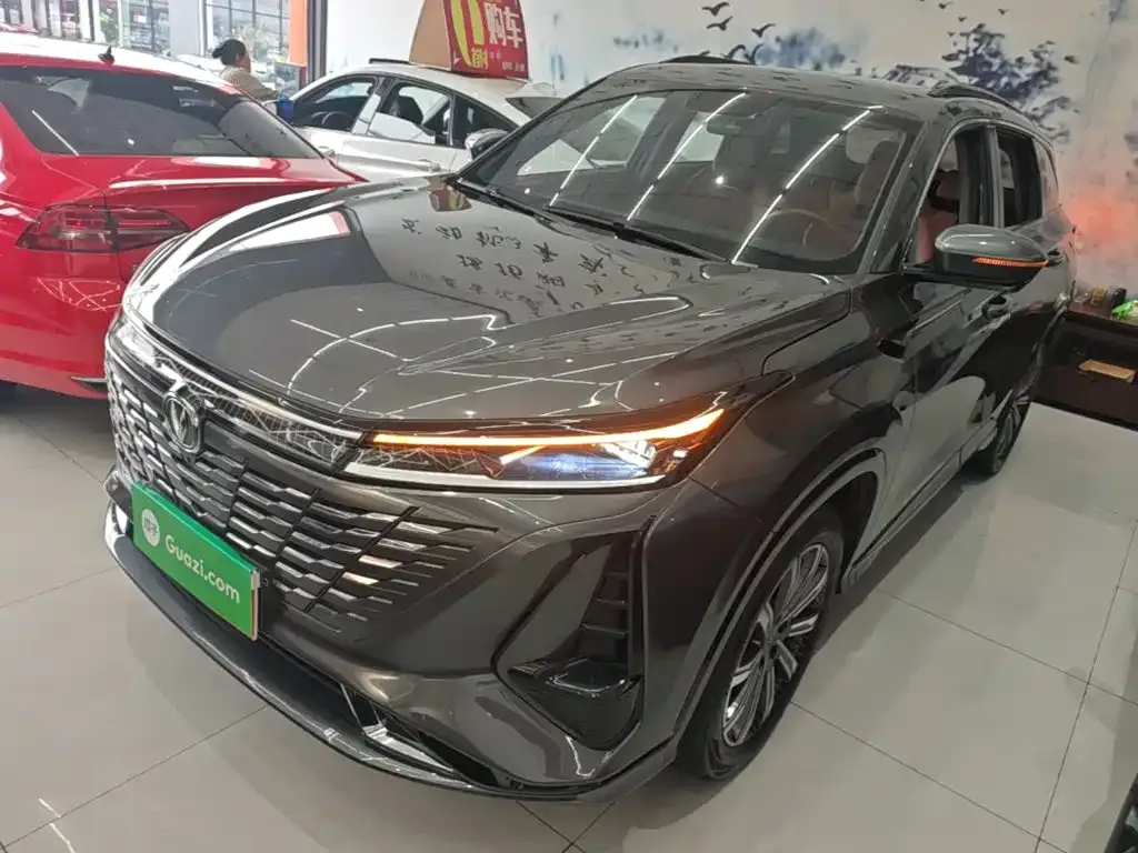 Changan CS75 PLUS — фото 1