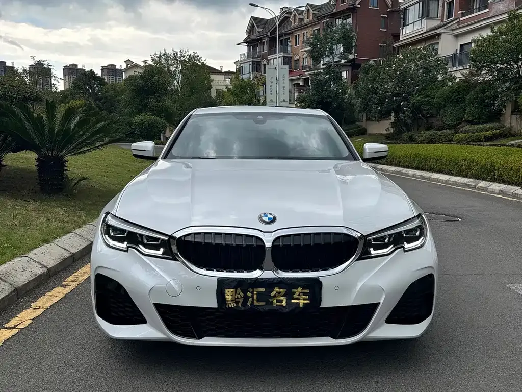 BMW 3 Series — фото 1
