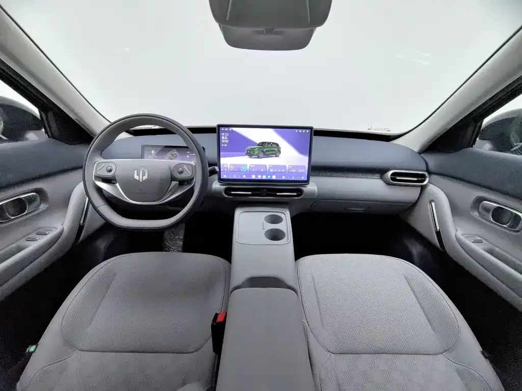 Leapmotor Leapmotor A10 — фото 10