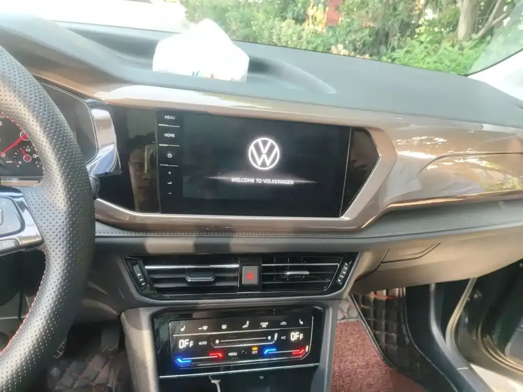 Volkswagen Tharu — фото 5