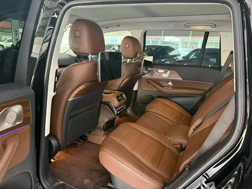 Mercedes-Benz GLS — фото 5