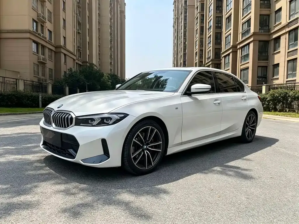 BMW 3 Series — фото 1
