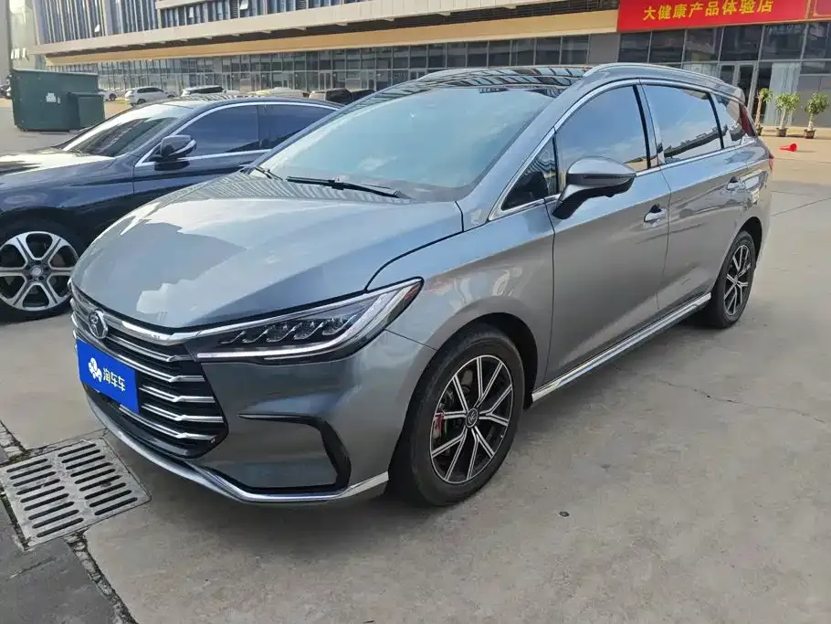 BYD MAX New Energy — фото 1