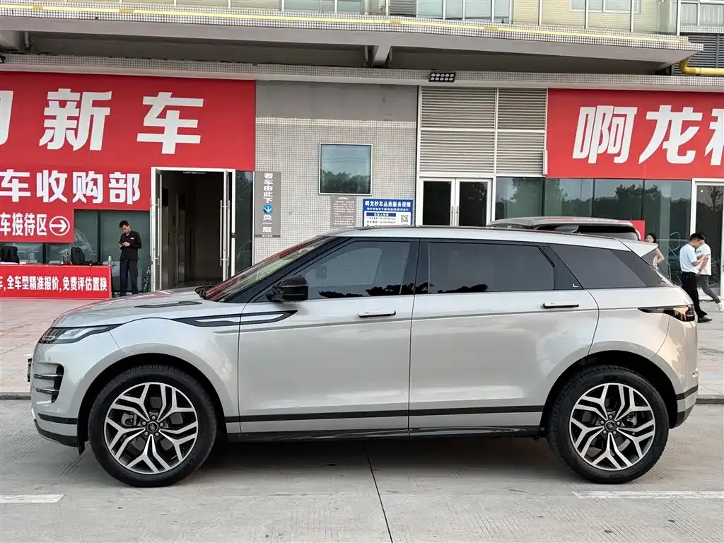 Land Rover Evoque — фото 8