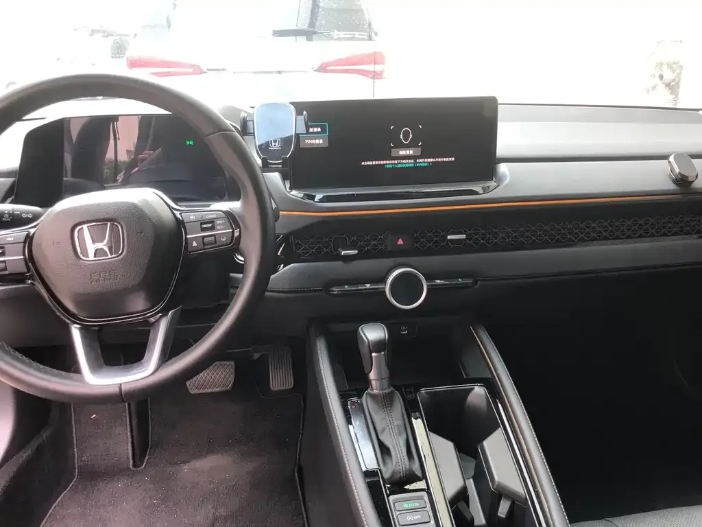 Honda Accord — фото 5