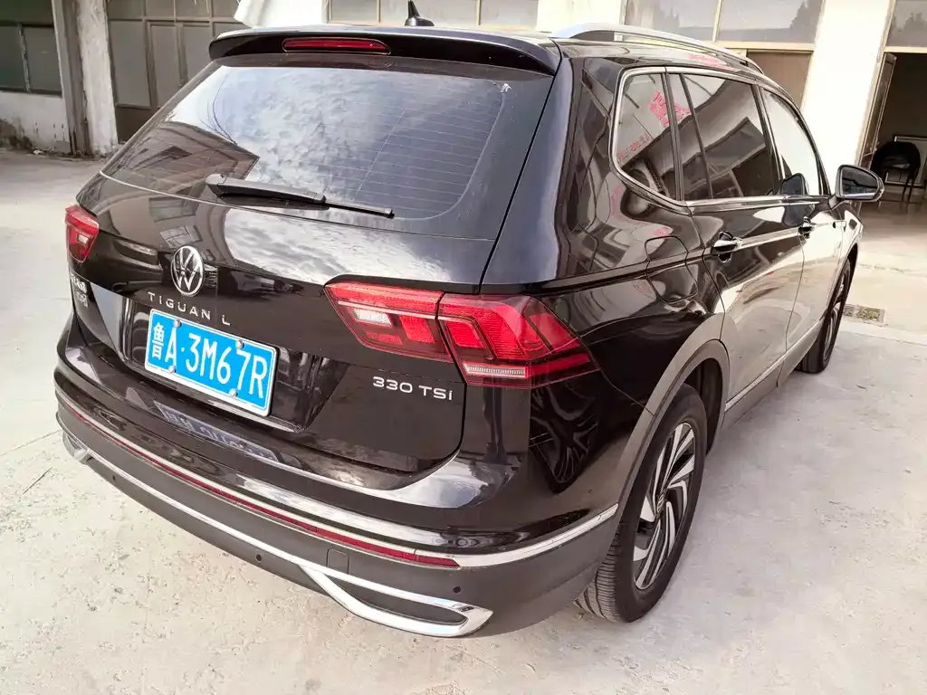 Volkswagen Tiguan L — фото 4