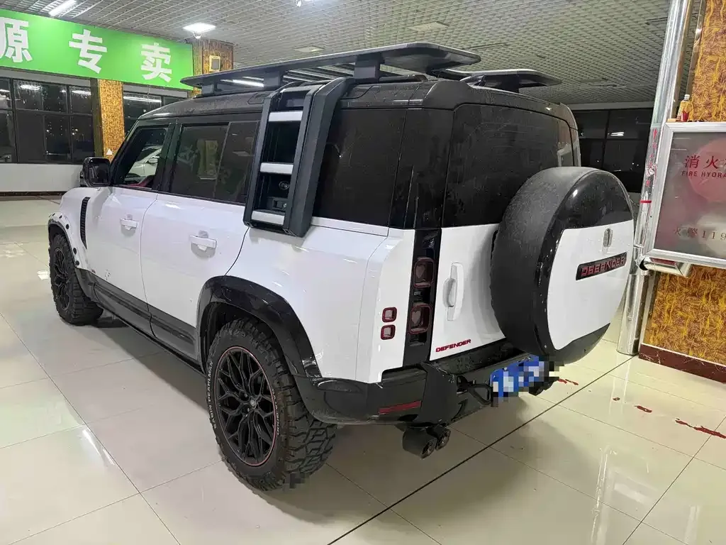 Land Rover Defender — фото 5