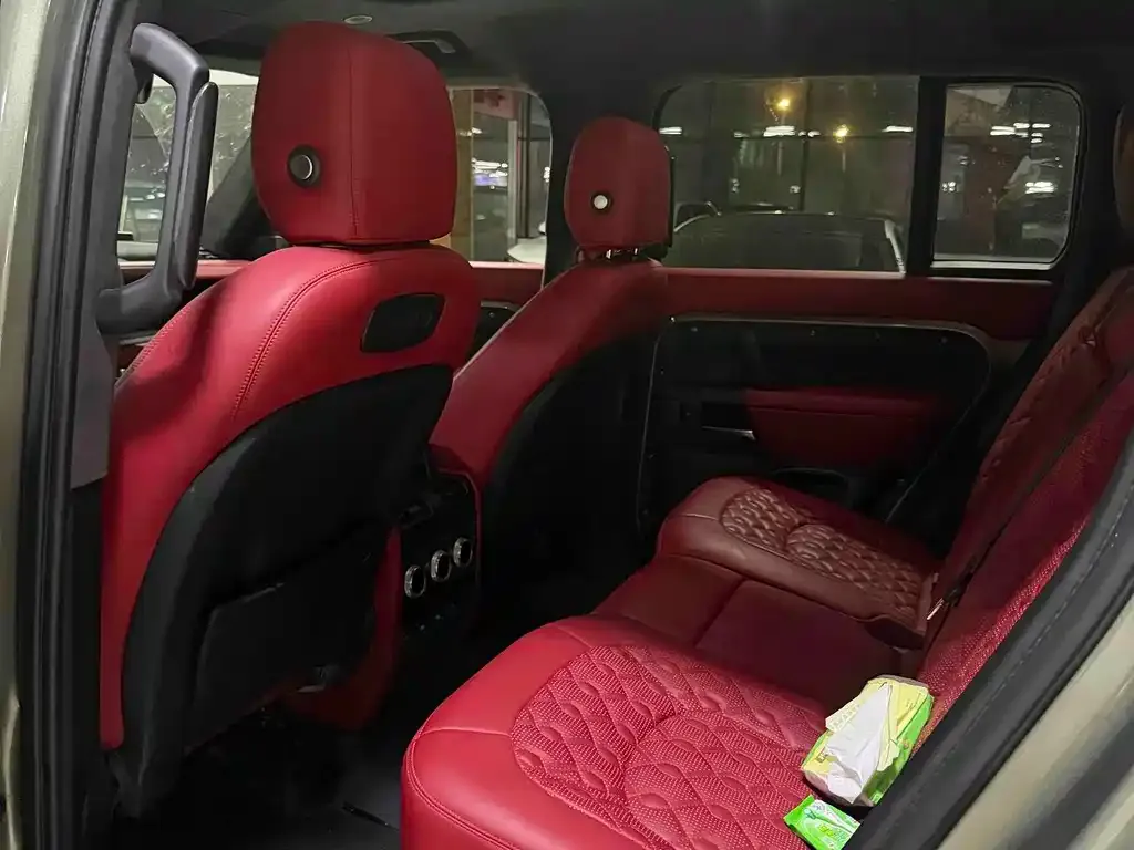 Land Rover Defender — фото 2
