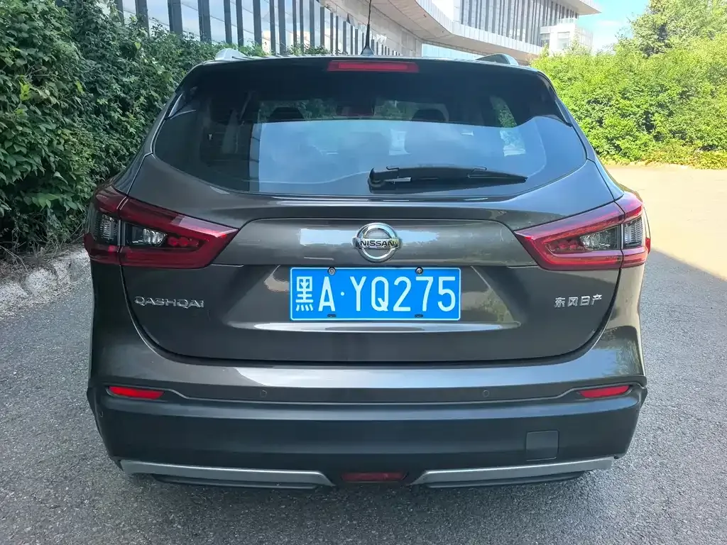Nissan Qashqai — фото 10