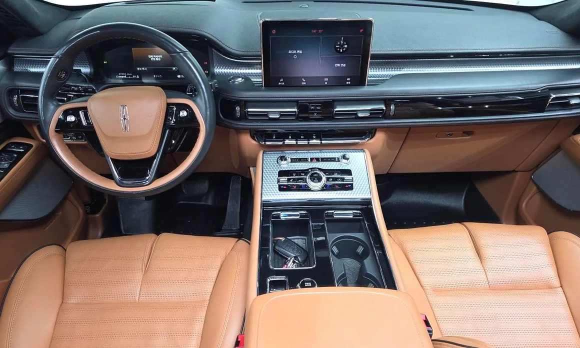 Lincoln Aviator — фото 10