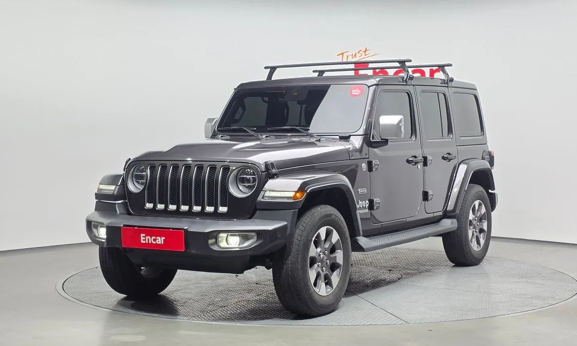 Jeep Wrangler — фото 1