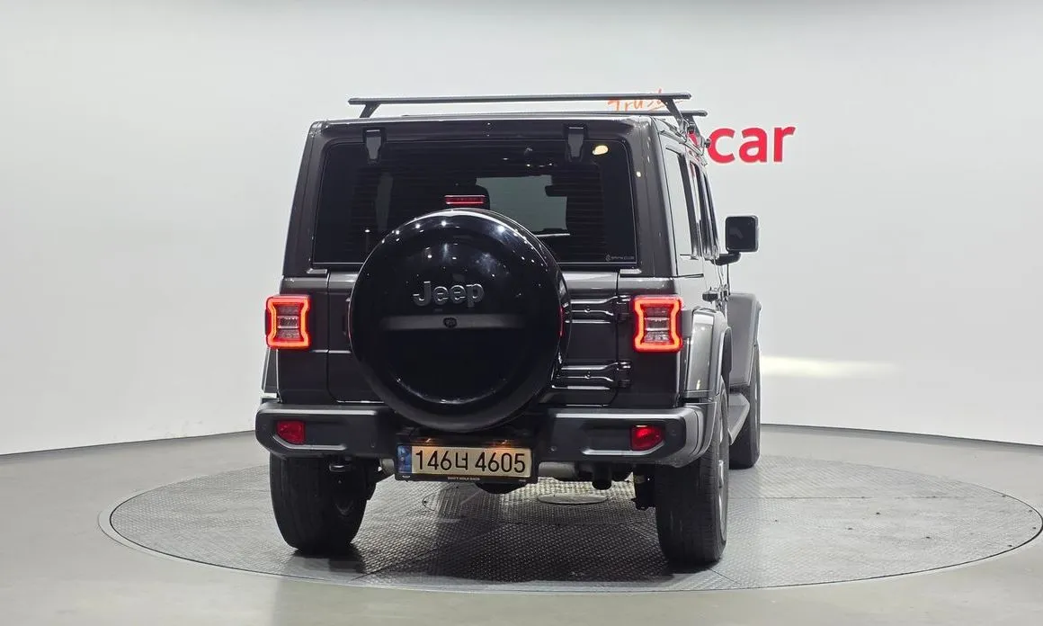 Jeep Wrangler — фото 5