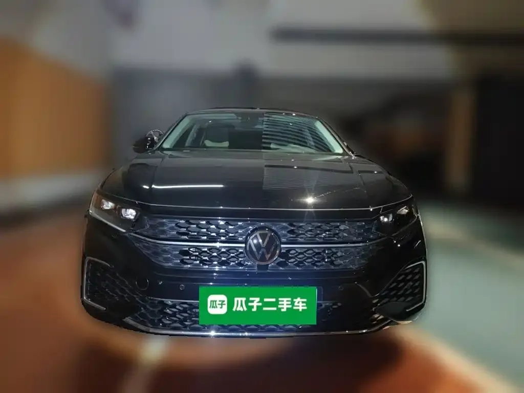 Volkswagen Passat — фото 4