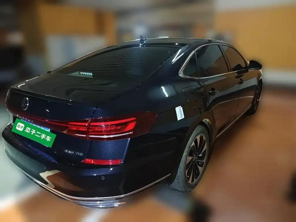 Volkswagen Passat — фото 3