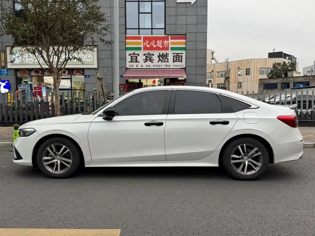 Honda Civic — фото 5