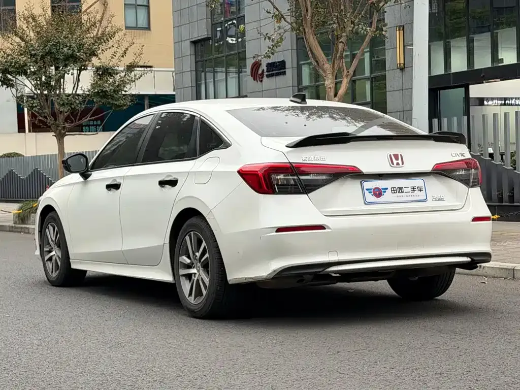 Honda Civic — фото 6