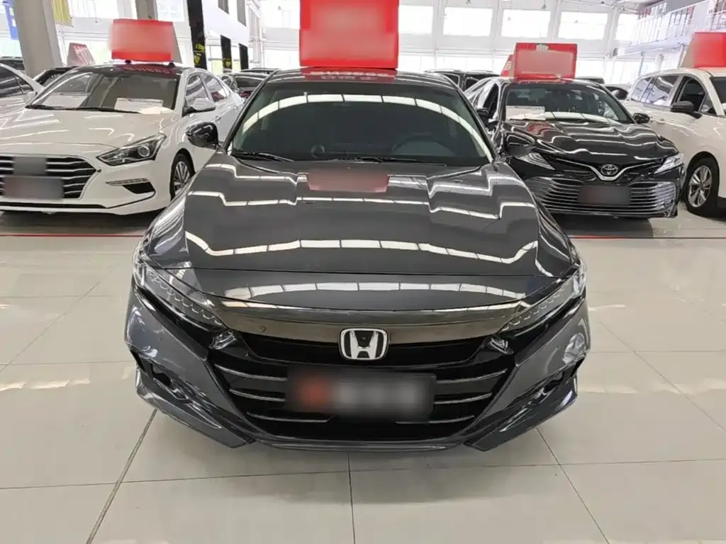 Honda Accord — фото 8