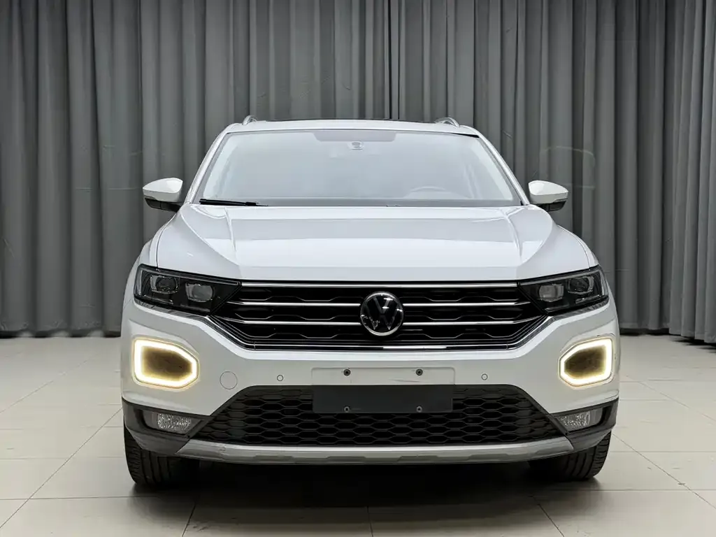 Volkswagen T-Roc — фото 7