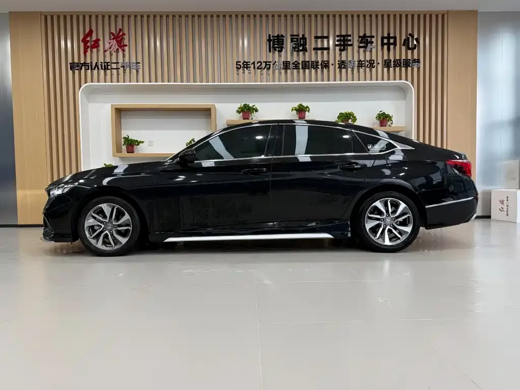 Honda Inspire — фото 9