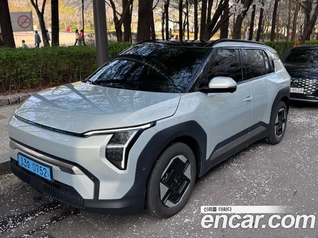 Kia EV3 — фото 9
