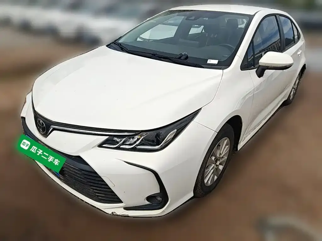 Toyota Corolla — фото 3