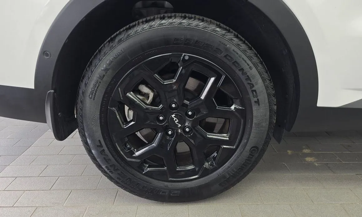 Kia Sorento — фото 5