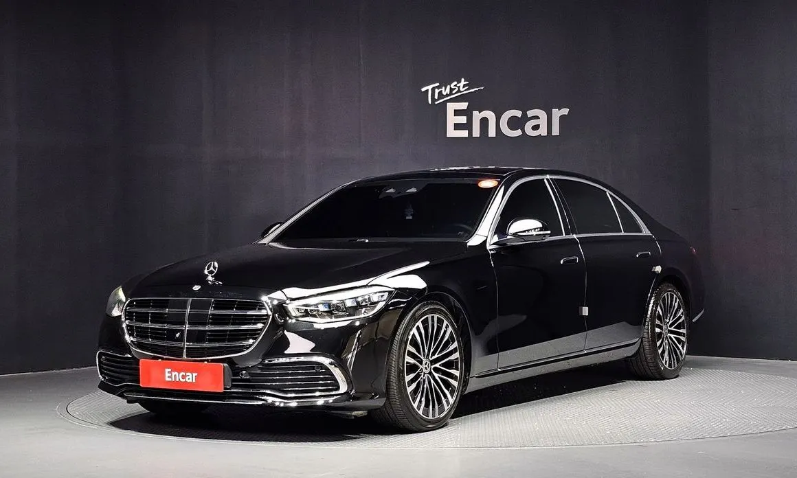 Mercedes-Benz S-Class — фото 1