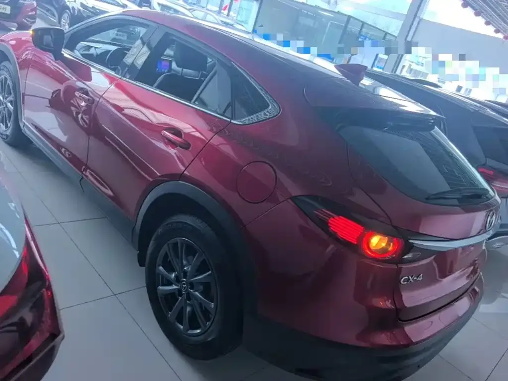 Mazda CX-4 — фото 2