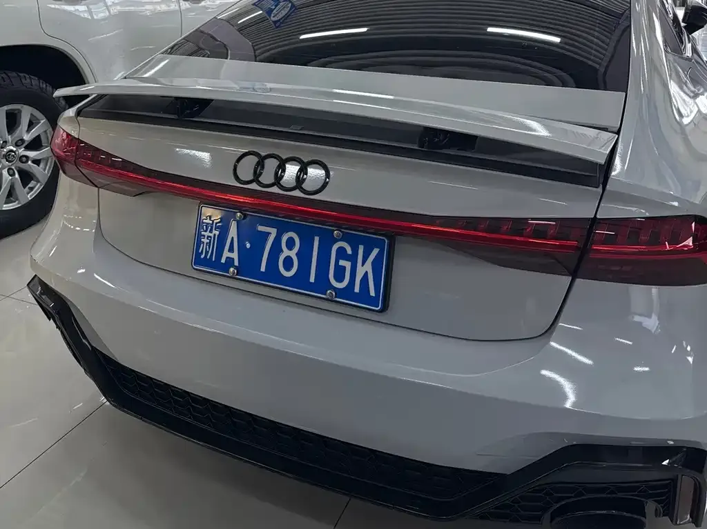 Audi A7 — фото 10