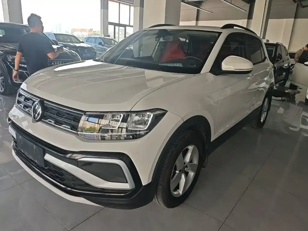 Volkswagen T-Cross — фото 8