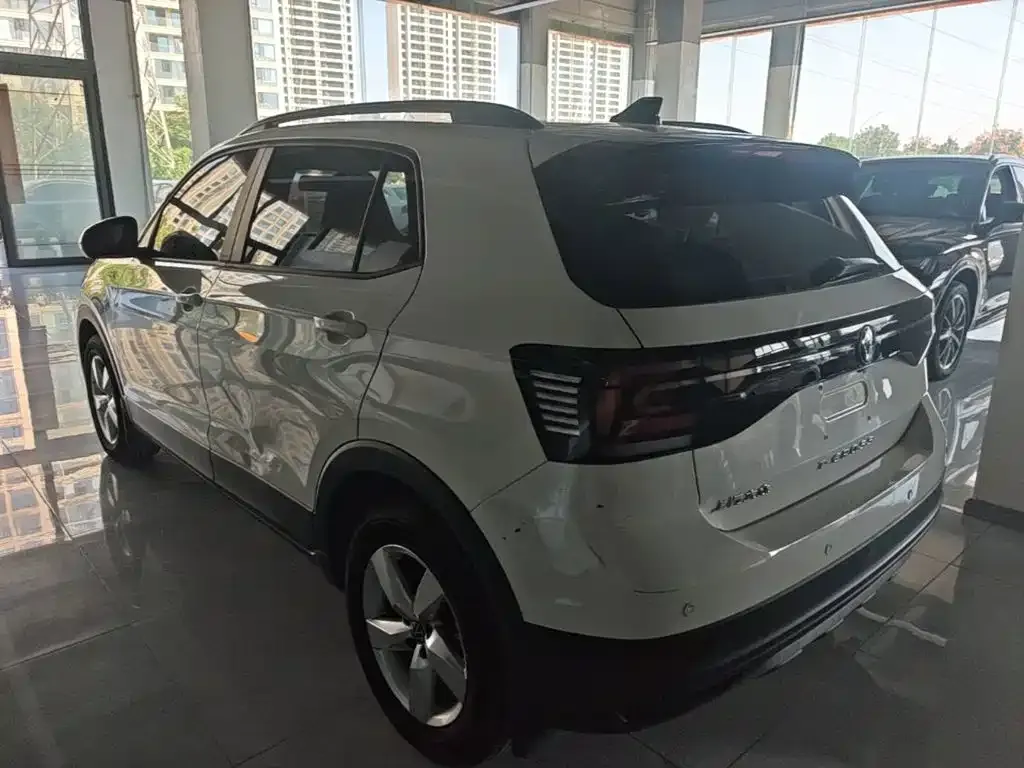 Volkswagen T-Cross — фото 7