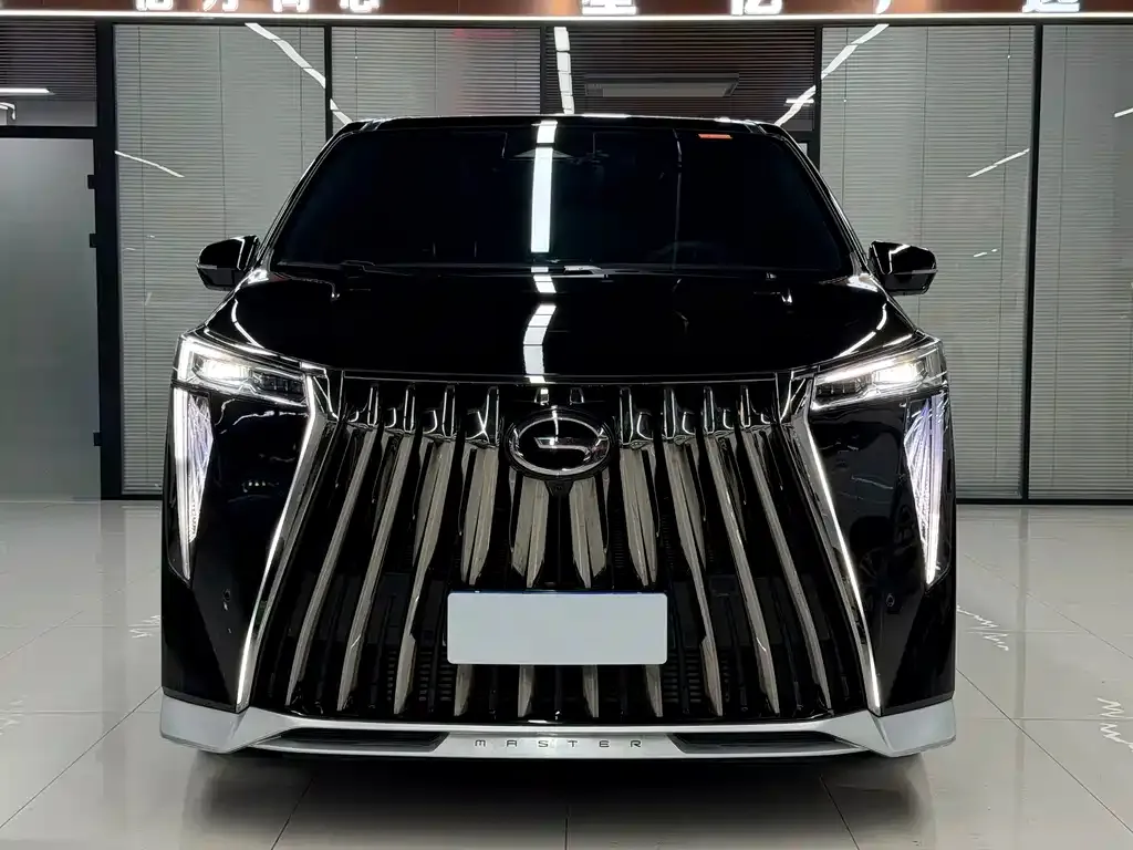 GAC Motor Trumpchi M8 — фото 3
