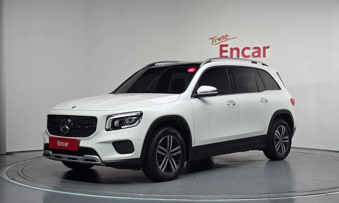 Mercedes-Benz GLB-Class — фото 1