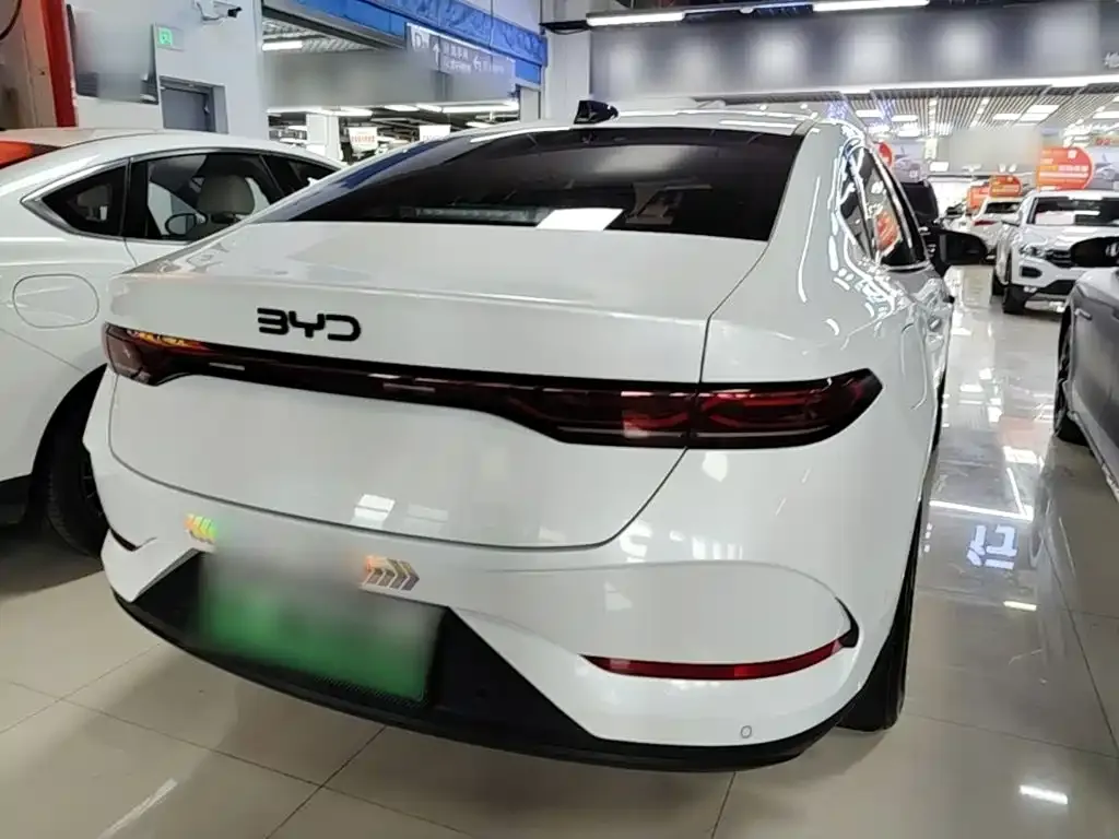 BYD Qin PLUS — фото 9