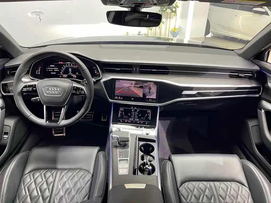 Audi A6L — фото 5
