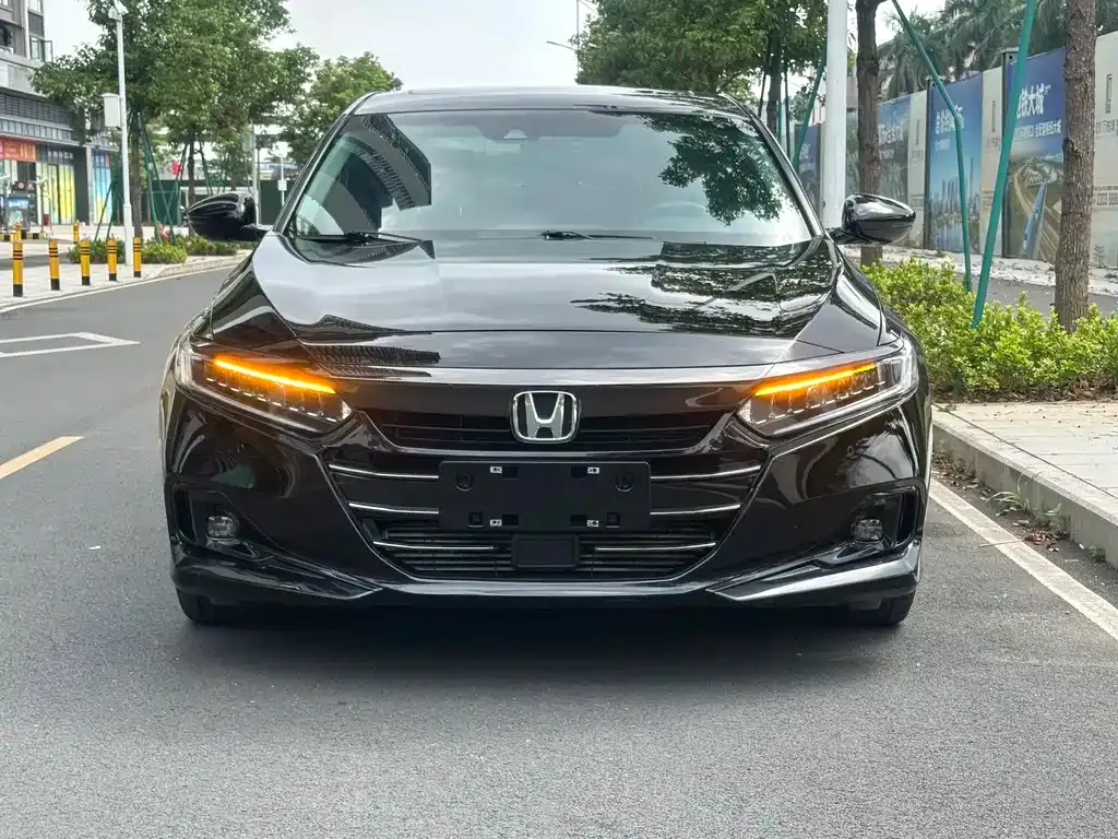 Honda Accord — фото 5