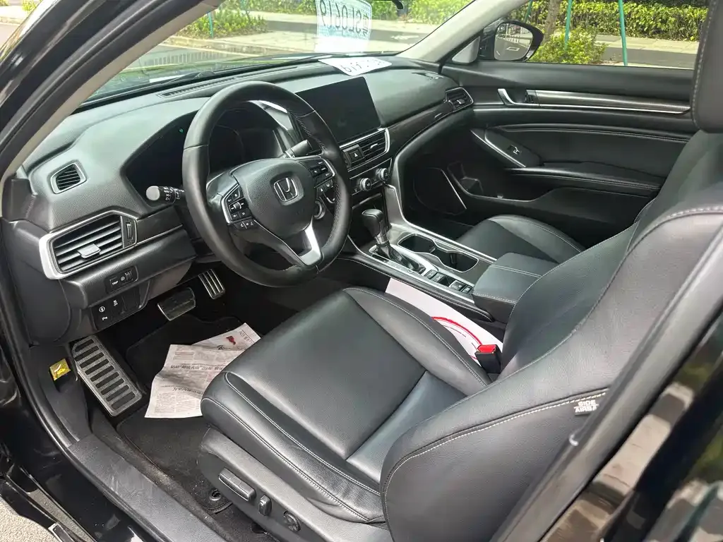 Honda Accord — фото 2