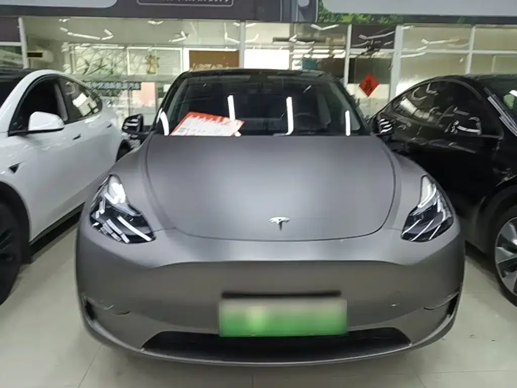 Tesla Model Y — фото 6