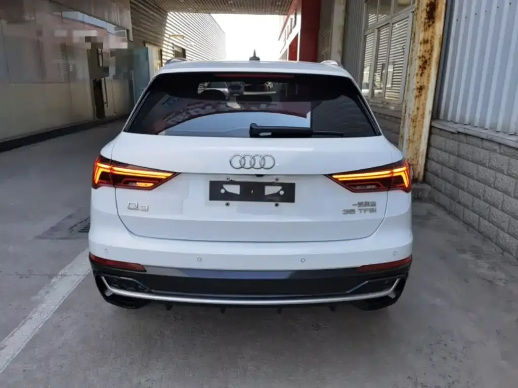 Audi Q3 — фото 3
