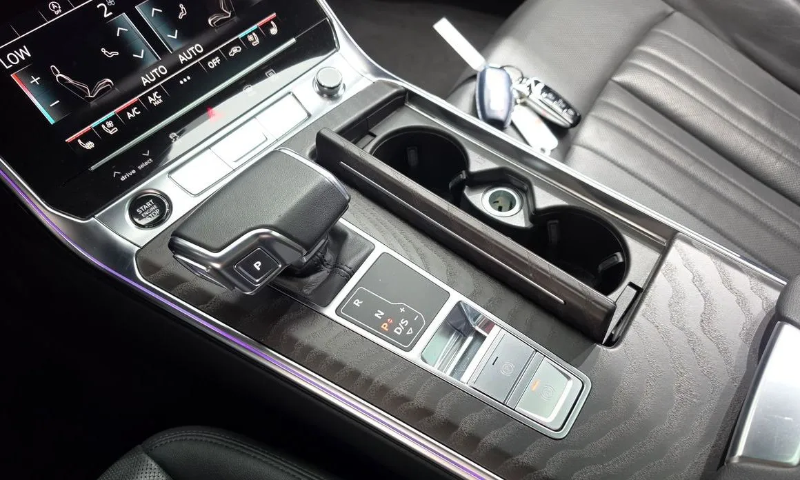 Audi A6 — фото 9