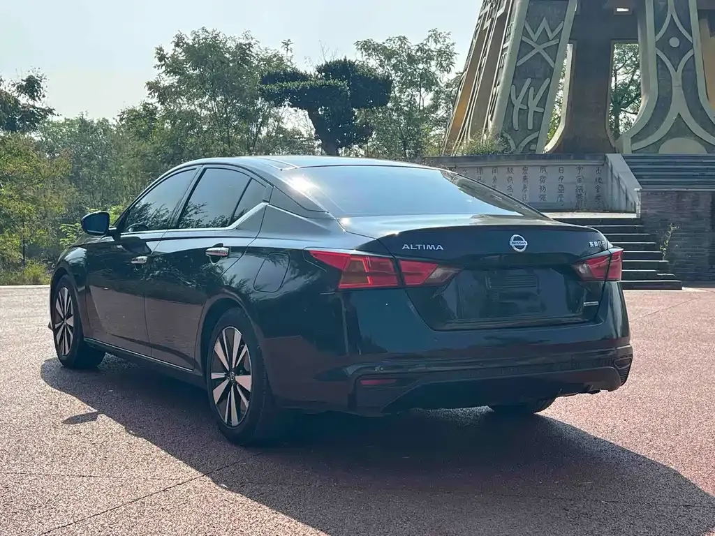 Nissan Teana — фото 4