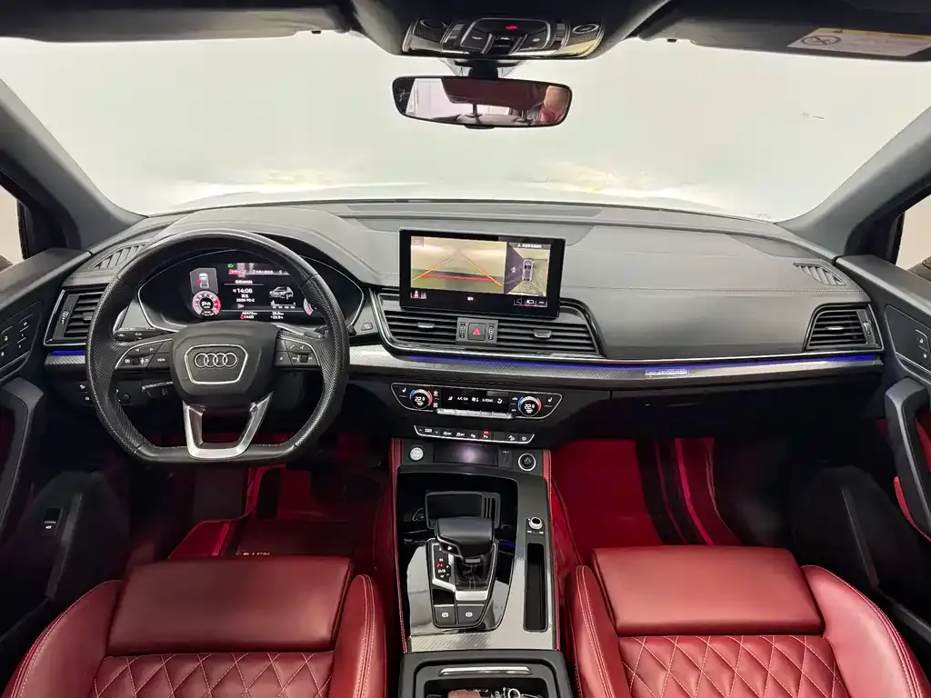 Audi Q5L Sportback — фото 6
