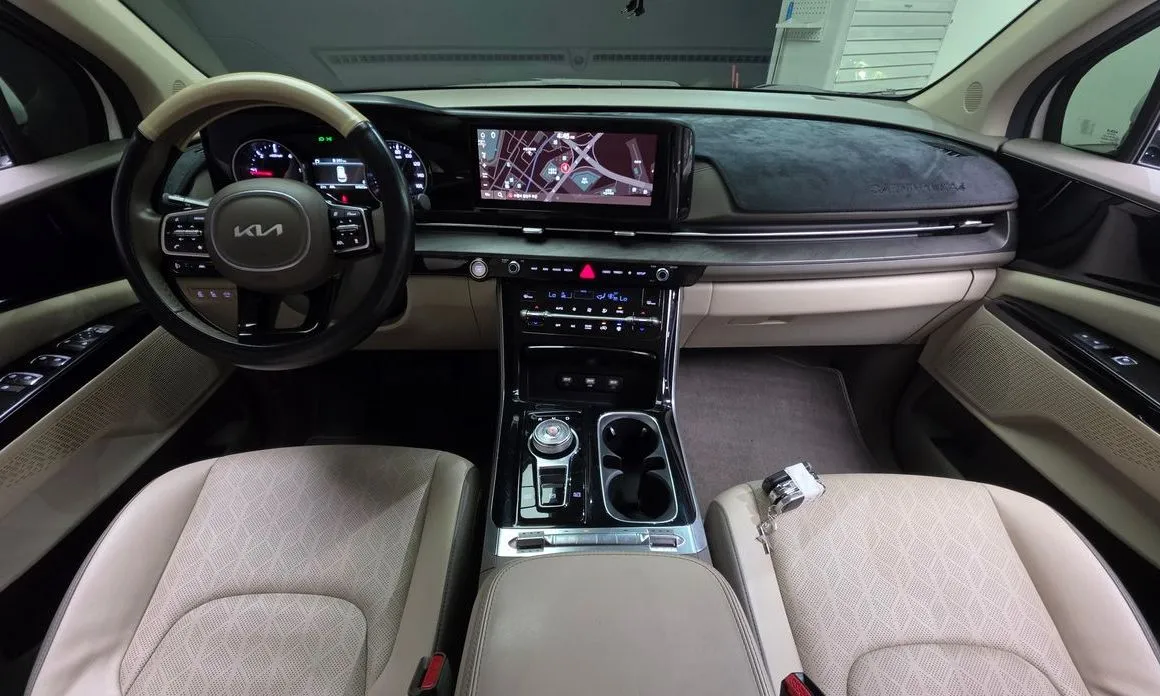Kia Carnival — фото 10