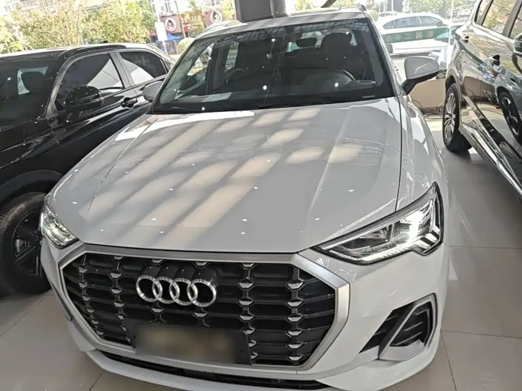 Audi Q3 — фото 7