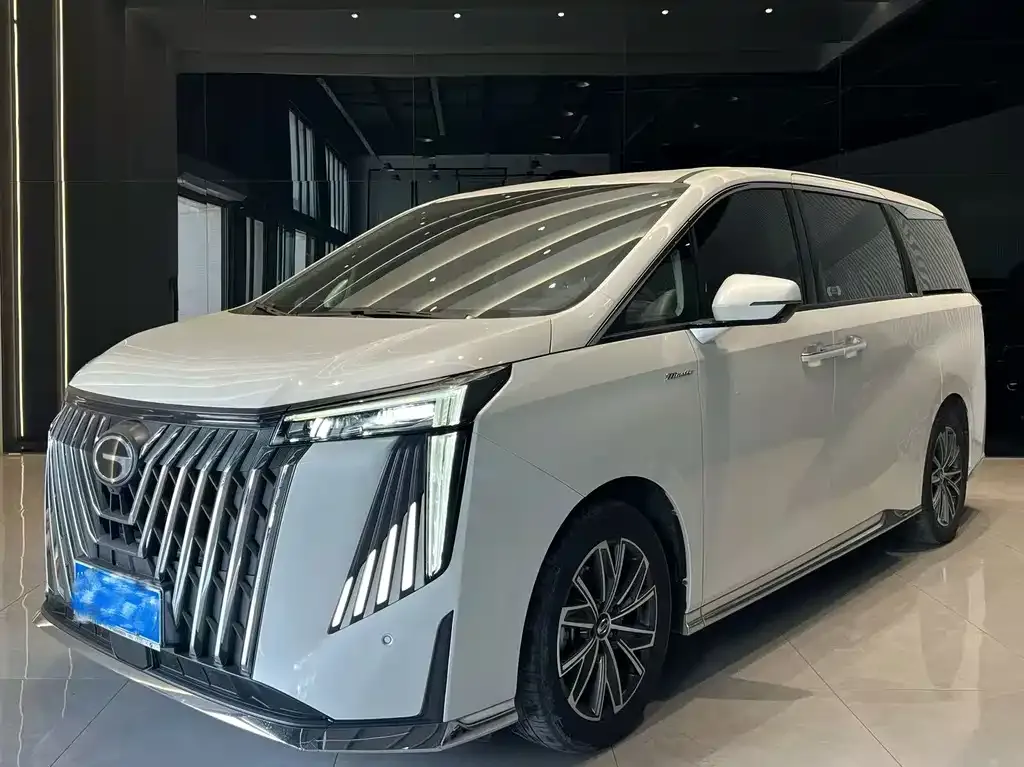 GAC Motor Trumpchi M8 — фото 1