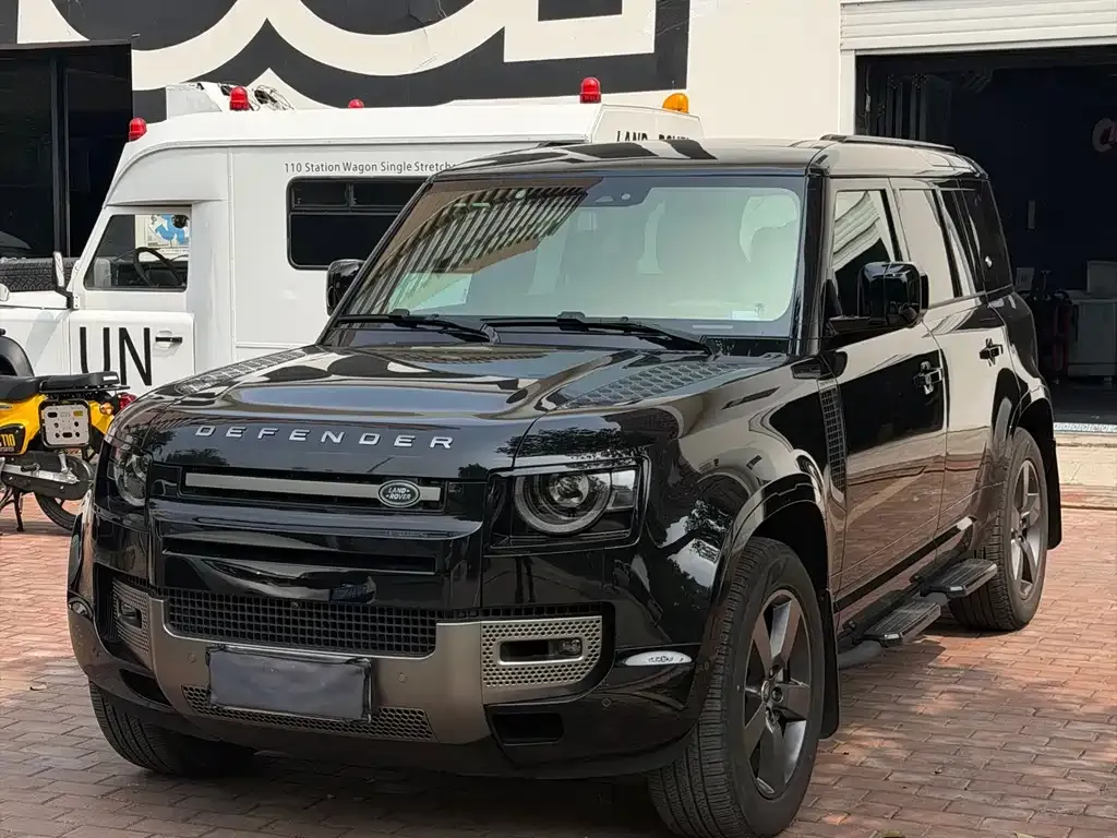 Land Rover Defender — фото 4