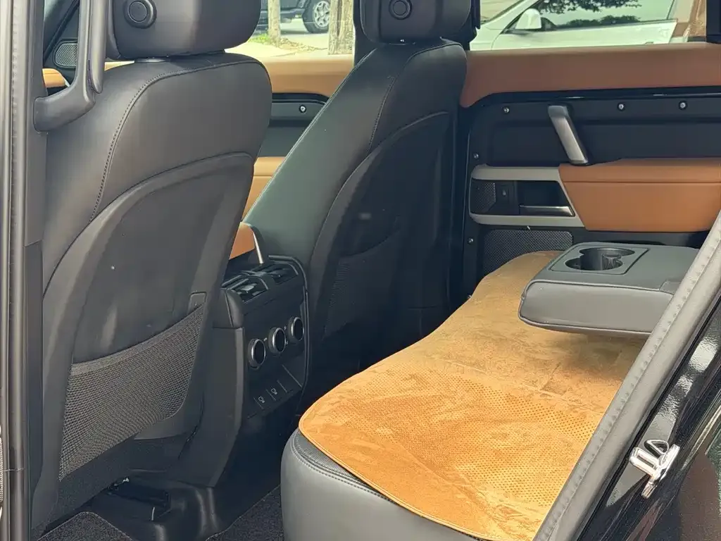 Land Rover Defender — фото 3